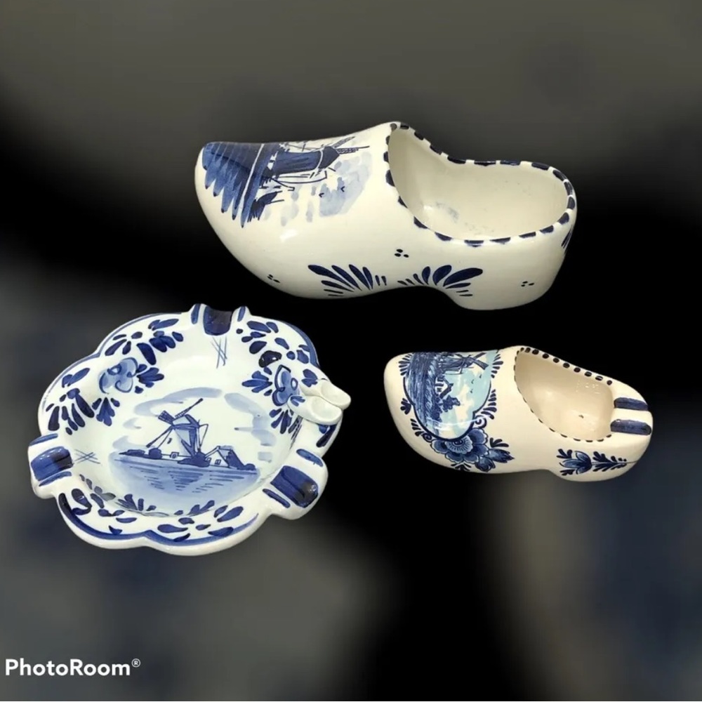 Delft Blue White Ceramic DelftBlauw Holland Hand Painted Windmill Shoes Ashtray